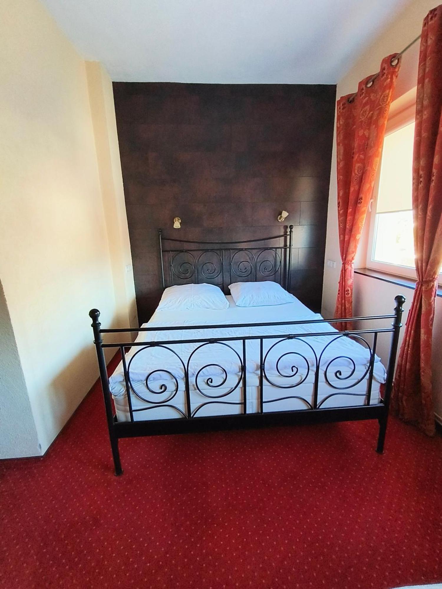 Villa Bella Casa Łomianki Eksteriør bilde